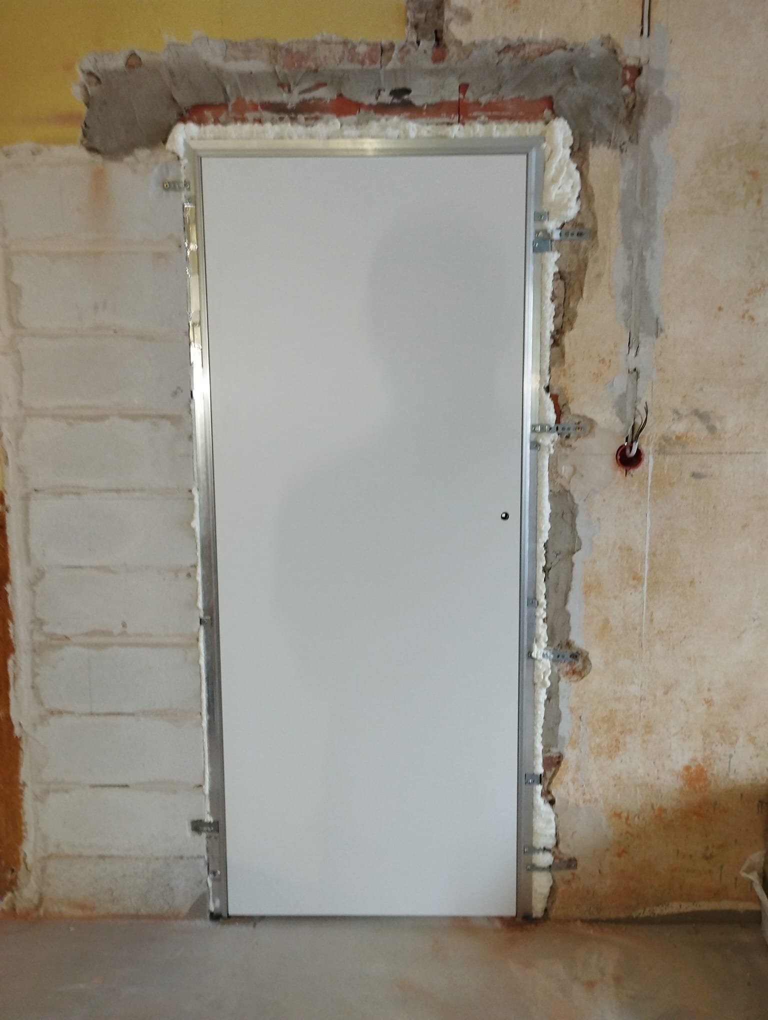 Drzwi - Drzwi białe panelowe jadalnia