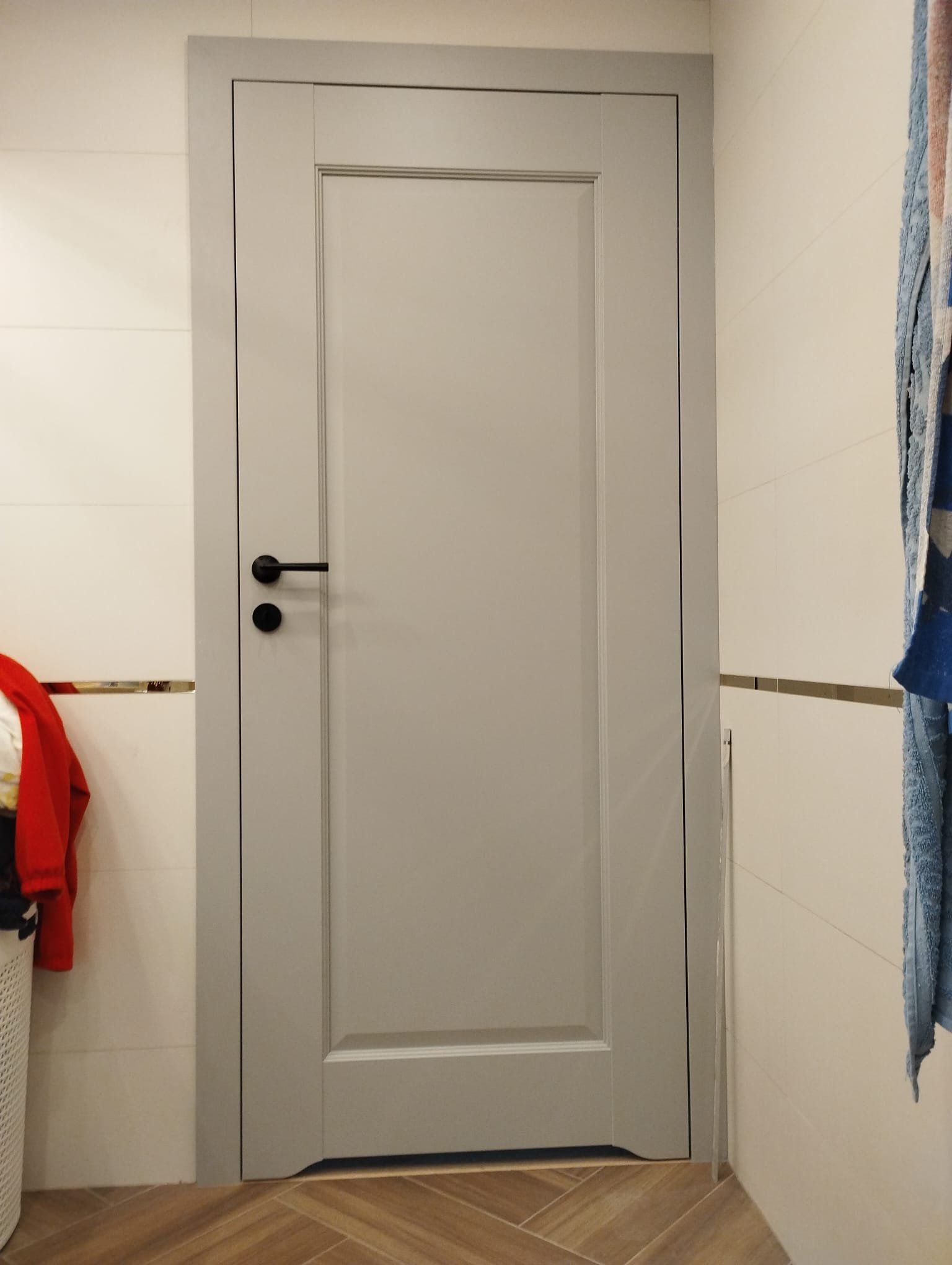 Drzwi - Drzwi szare lazienka