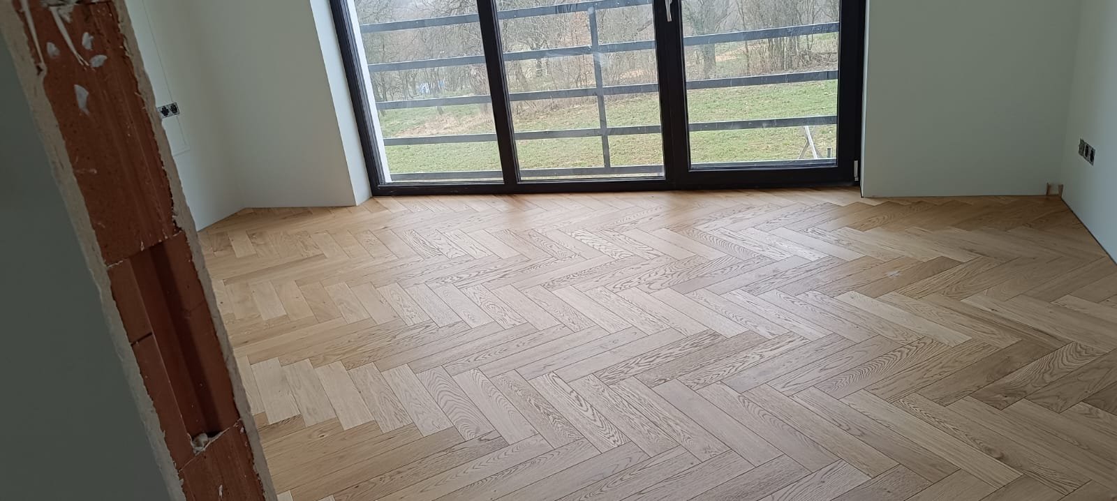 Podłogi - Podłoga jodełka sypialnia