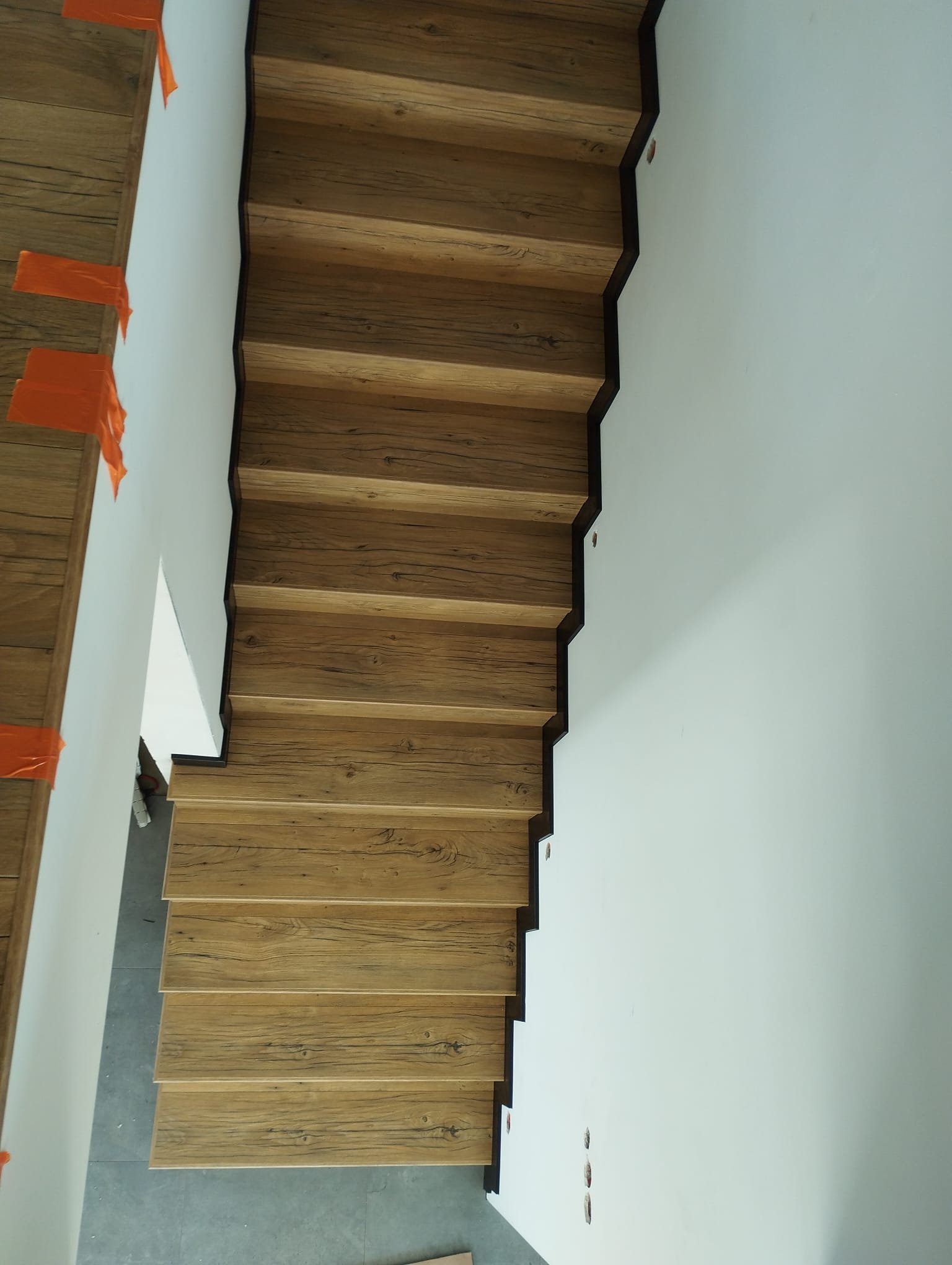 Schody - Schody dębowe półki czarne